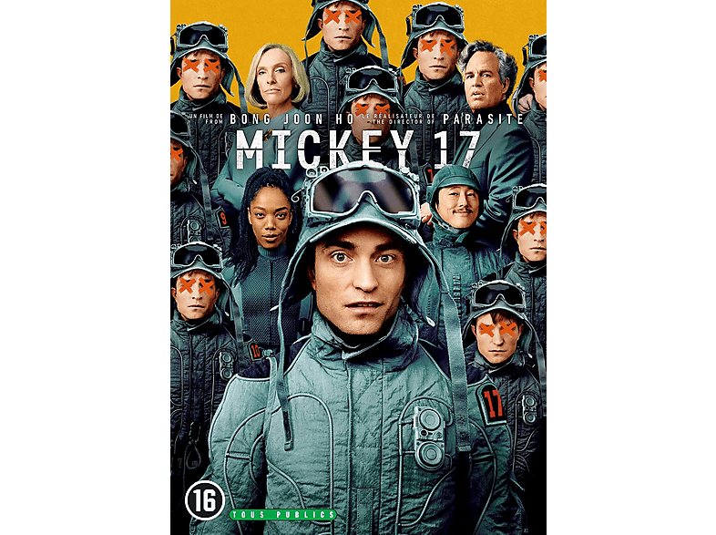 Affiche du film Mickey 17. Présente un groupe de personnes en uniformes futuristes. Le titre est affiché en gras. Classement 16.
