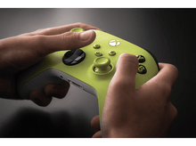 Charger l&#39;image dans la galerie, MICROSOFT Manette sans fil Xbox Series Electric Volt (QAS-00002)
