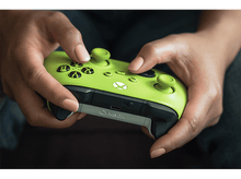 Charger l&#39;image dans la galerie, MICROSOFT Manette sans fil Xbox Series Electric Volt (QAS-00002)
