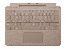 Charger l&#39;image dans la galerie, Un protège-clavier beige avec des touches étiquetées. Un pavé tactile en bas. Texture semblable à du feutre.
