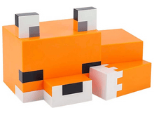 Charger l&#39;image dans la galerie, Un jouet renard Minecraft est orange avec des accents blancs et noirs, sur fond blanc.
