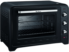 Mini four Moulinex noir sur une surface blanche. Il comporte trois cadrans et une porte vitrée.