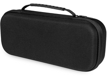 Charger l&#39;image dans la galerie, Étui de transport noir avec poignée et fermeture éclair. L&#39;étui est rectangulaire.
