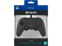 Charger l&#39;image dans la galerie, Une manette compacte filaire Nacon PS4 noire, en boîte, avec fond blanc et accents bleus.
