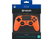 Charger l&#39;image dans la galerie, Manette compacte filaire orange et noire, pour PS4. Dans une boîte noire et bleue avec le logo Nacon.
