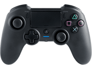 Manette Nacon PS4 noire avec boutons et joysticks. Possède un pavé tactile central et des boutons Share/Options.
