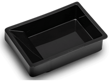 Charger l&#39;image dans la galerie, Un plateau rectangulaire en plastique noir, vu en biais, sur fond blanc.
