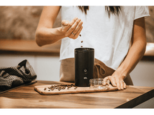 Charger l&#39;image dans la galerie, OK. Moulin à café (OGC 1821) Moulin à café Noir
