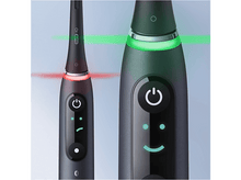 Charger l&#39;image dans la galerie, ORAL B Brosse à dents électrique iO 9s Brosse à dents adulte Noir
