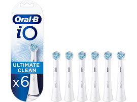 Têtes de brosse à dents Oral-B iO Ultimate Clean en blister. Six têtes sur fond blanc.