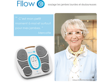 Charger l&#39;image dans la galerie, Femme souriante avec masseur de jambes, texte sur le soulagement et citation.
