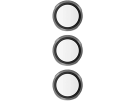 Trois objets circulaires identiques argentés et noirs disposés verticalement.
