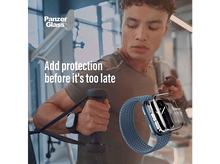 Charger l&#39;image dans la galerie, Homme dans une salle de sport avec une montre et une coque.
