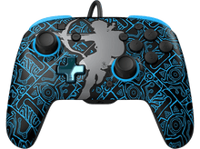 Charger l&#39;image dans la galerie, Manette de jeu à motifs noirs et bleus avec boutons et croix directionnelle.
