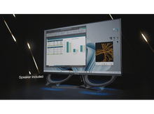 Charger l&#39;image dans la galerie, Grand moniteur avec une feuille de calcul et une vidéo en cours de lecture.
