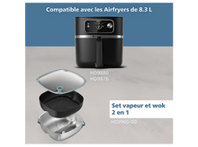 Charger l&#39;image dans la galerie, Airfryer Philips noir avec accessoires. Comprend un couvercle en verre, un récipient perforé noir et un récipient argenté. Texte : Set vapeur et wok 2 en 1.
