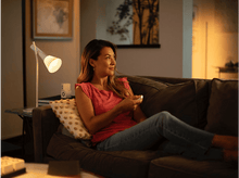 Charger l&#39;image dans la galerie, PHILIPS HUE Ampoule Smart White Ambiance E27 8 W - Kit de démarrage (29181200)
