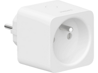 Une prise intelligente Philips blanche avec trois broches. Un bouton est en haut. Un récepteur de prise est à l'avant.