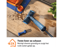 Charger l&#39;image dans la galerie, Un balai de nettoyage sur un plancher en bois, avec un jouet en forme d&#39;os de chien et un bol.
