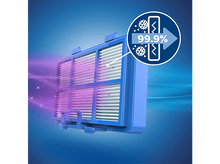 Charger l&#39;image dans la galerie, Filtre à air bleu avec une étiquette d&#39;efficacité de 99,9 %, avec un effet de flux d&#39;air violet et rose.
