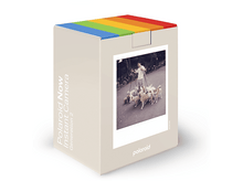 Charger l&#39;image dans la galerie, Boîte avec image de caméra Polaroid Now. Dessus arc-en-ciel. Texte : Appareil photo instantané Polaroid Now.
