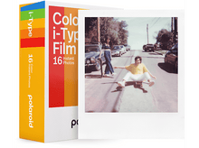 Charger l&#39;image dans la galerie, Boîte de film Polaroid i-Type et une photo. Une personne tombe d&#39;un skateboard.
