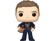 Une figurine Max Verstappen Funko Pop en tenue de course, tenant un casque, devant un fond blanc.