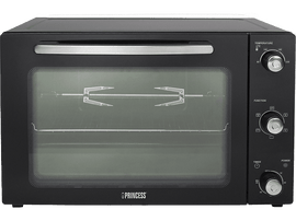 Un four noir de la marque Princess avec une porte vitrée. Il possède des boutons de commande pour la température, la fonction et la minuterie.