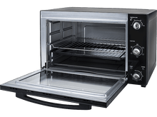 Charger l&#39;image dans la galerie, Four noir avec porte vitrée ouverte. À l&#39;intérieur, des grilles métalliques et un plateau. Panneau de commande noir à droite.
