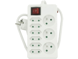 Multiprise blanche avec plusieurs prises et un interrupteur marche/arrêt rouge. Fond blanc.