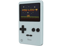 Charger l&#39;image dans la galerie, Une console de jeu portable avec un écran affichant un jeu pixélisé.
