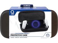 Un étui de protection pour Playstation Portal, noir et marron. Il a une fermeture éclair et contient l'appareil et les manettes.
