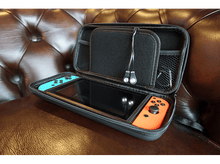 Charger l&#39;image dans la galerie, QWARE Nintendo Switch Set de protection Noir (QW NSW-9000)
