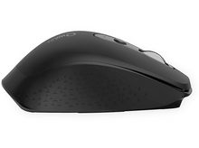 Charger l&#39;image dans la galerie, Souris d&#39;ordinateur noire sur fond blanc. Vue latérale. La souris a une molette et des boutons.
