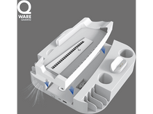 Charger l&#39;image dans la galerie, Accessoire de jeu blanc avec plusieurs ouvertures pour une console, avec des flèches de flux d&#39;air bleues et des aérations.
