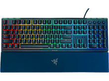 Charger l&#39;image dans la galerie, Un clavier Razer avec des touches rétroéclairées colorées. Il possède un repose-poignet et le logo Razer. Fond noir.
