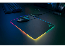 Charger l&#39;image dans la galerie, RAZER Tapis souris gamer FireFly V2 (RZ02-03020100-R3M1)
