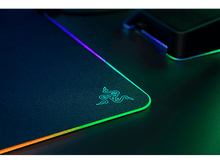 Charger l&#39;image dans la galerie, RAZER Tapis souris gamer FireFly V2 (RZ02-03020100-R3M1)
