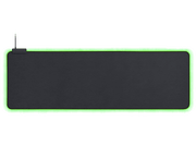 Un tapis de souris Razer noir avec une bordure verte éclairée et le logo Razer en haut à gauche.