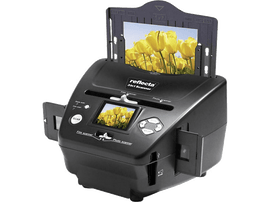 Scanner noir avec couvercle ouvert montrant une photo de tulipes jaunes. Le scanner a des boutons et un écran.