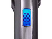 Charger l&#39;image dans la galerie, Gros plan sur un écran d&#39;appareil, lumière bleue, affichant le chiffre 188.
