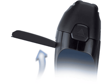 Charger l&#39;image dans la galerie, Appareil noir avec une flèche indiquant l&#39;éjection d&#39;une petite pièce noire.
