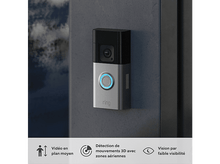 Charger l&#39;image dans la galerie, Sonnette argentée et noire sur un mur. Elle a une caméra et un anneau lumineux bleu.
