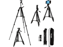 Charger l&#39;image dans la galerie, Plusieurs trépieds noirs de différentes hauteurs et configurations. L&#39;un d&#39;eux maintient un smartphone. Comprend un sac de transport.
