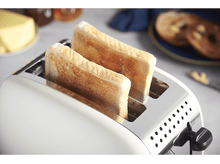 Charger l&#39;image dans la galerie, Grille-pain avec deux tranches de pain grillé. Beurre et confiture en arrière-plan.
