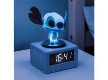Charger l&#39;image dans la galerie, Réveil Stitch avec figurine Stitch, affichant 16:41.
