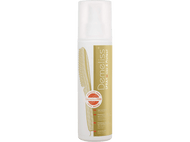 Flacon de spray pour cheveux. Couleurs or et blanc. Texte : Demeliss Spray Liss & Protect. Appliquer avant.