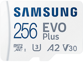 Une carte microSD blanche. La carte contient le texte : SAMSUNG, 256 EVO Plus et d