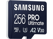 Charger l&#39;image dans la galerie, Une carte microSD Samsung 256 Go Pro Ultimate. Elle a du texte noir et blanc sur un fond bleu foncé.
