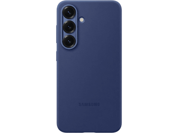 Une coque de téléphone bleu marine avec trois objectifs d'appareil photo.